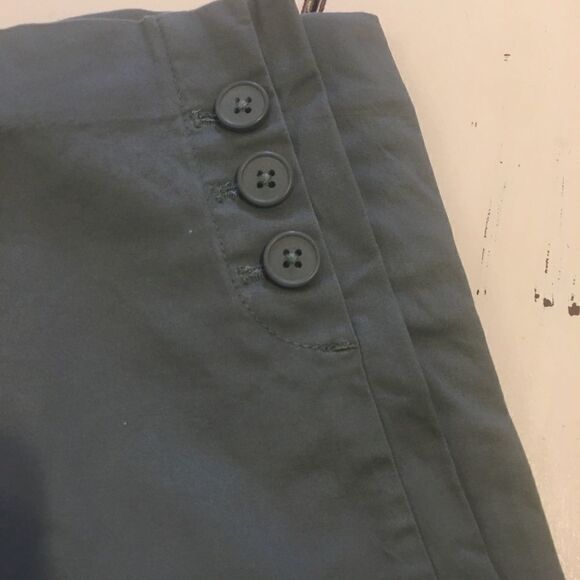 Talbots size 6 petite capri pants gray - Picture 2 of 6